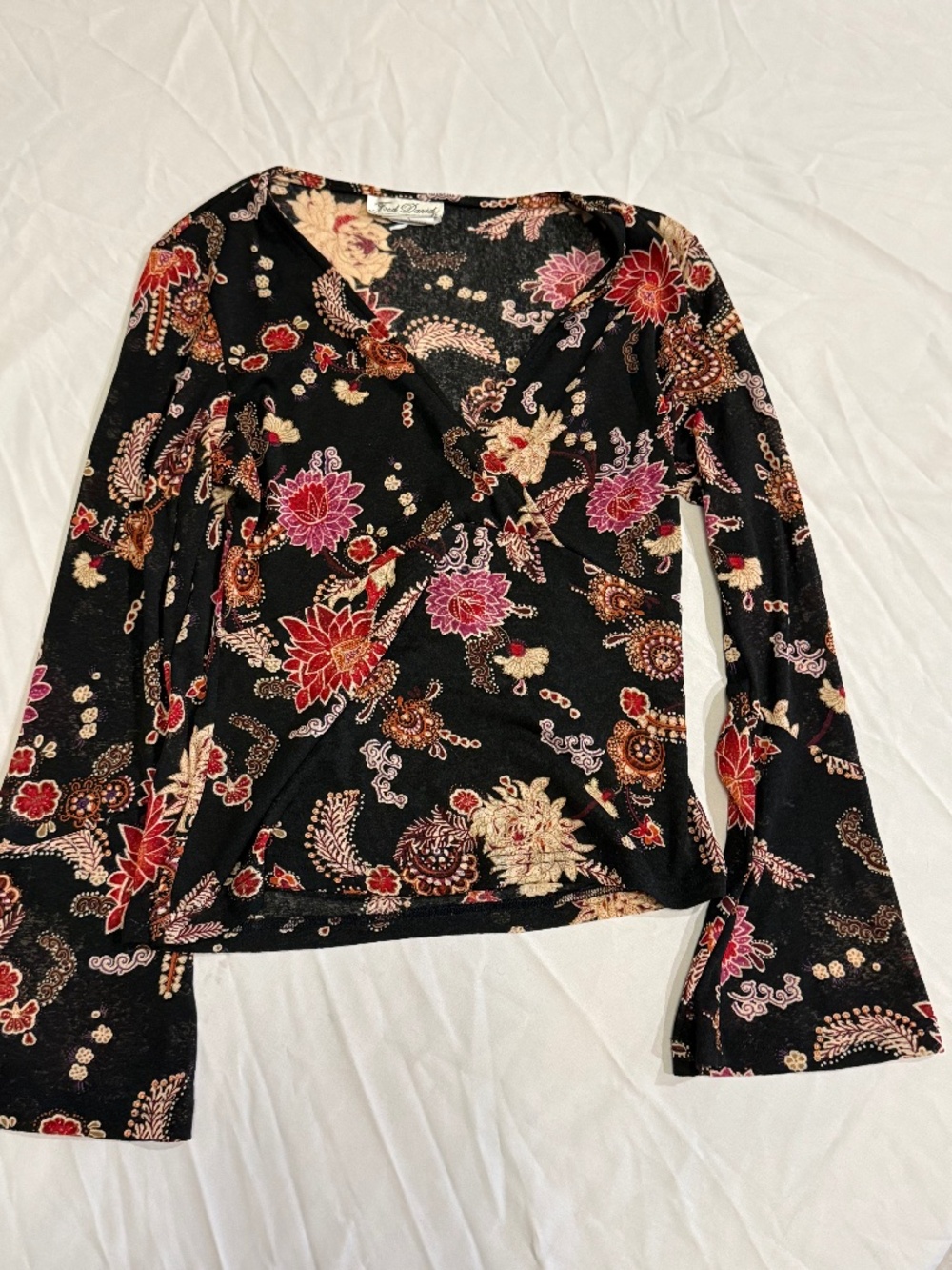 Fred David Shirt Women's Size Small Black Red Cream Floral V-neck Bell Sleeve
